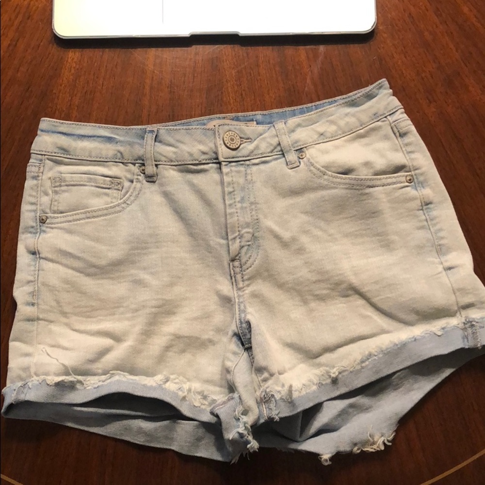 Light wash jean shorts